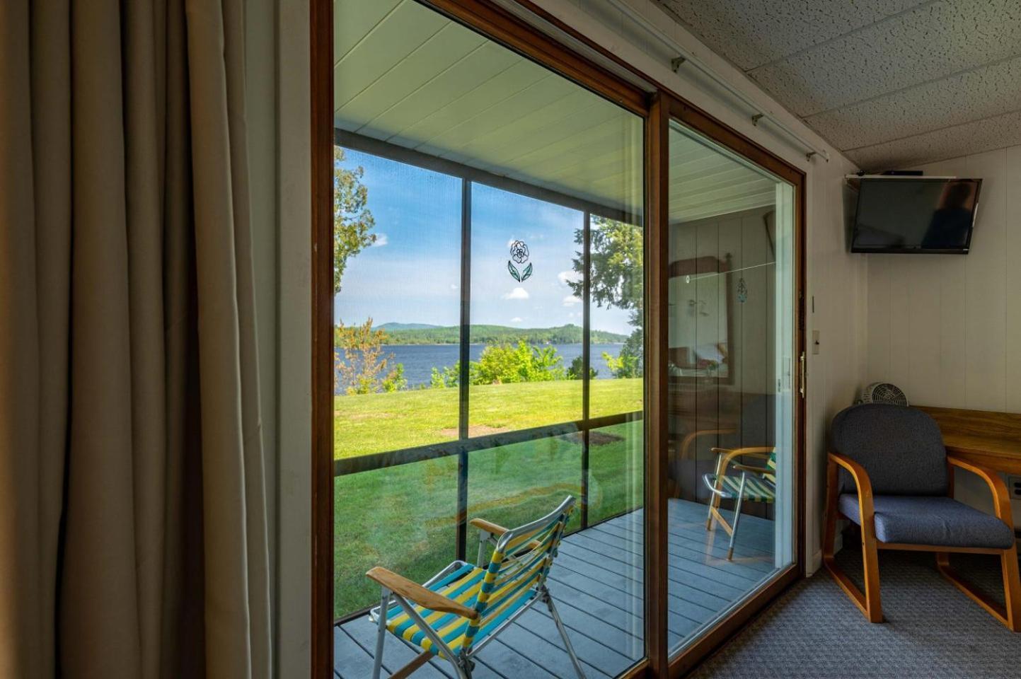 Sandy Point Motel Long Lake Extérieur photo
